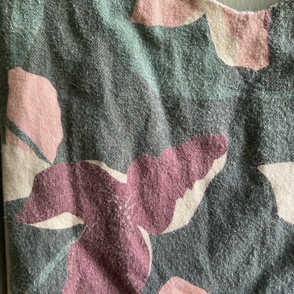 Averie Athena Floral Print Crop Top and Shorts Small - Picture 9 of 9